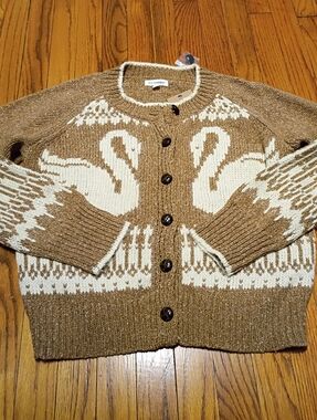 NWT Blu Pepper Brown Swan Cardigan Size Medium